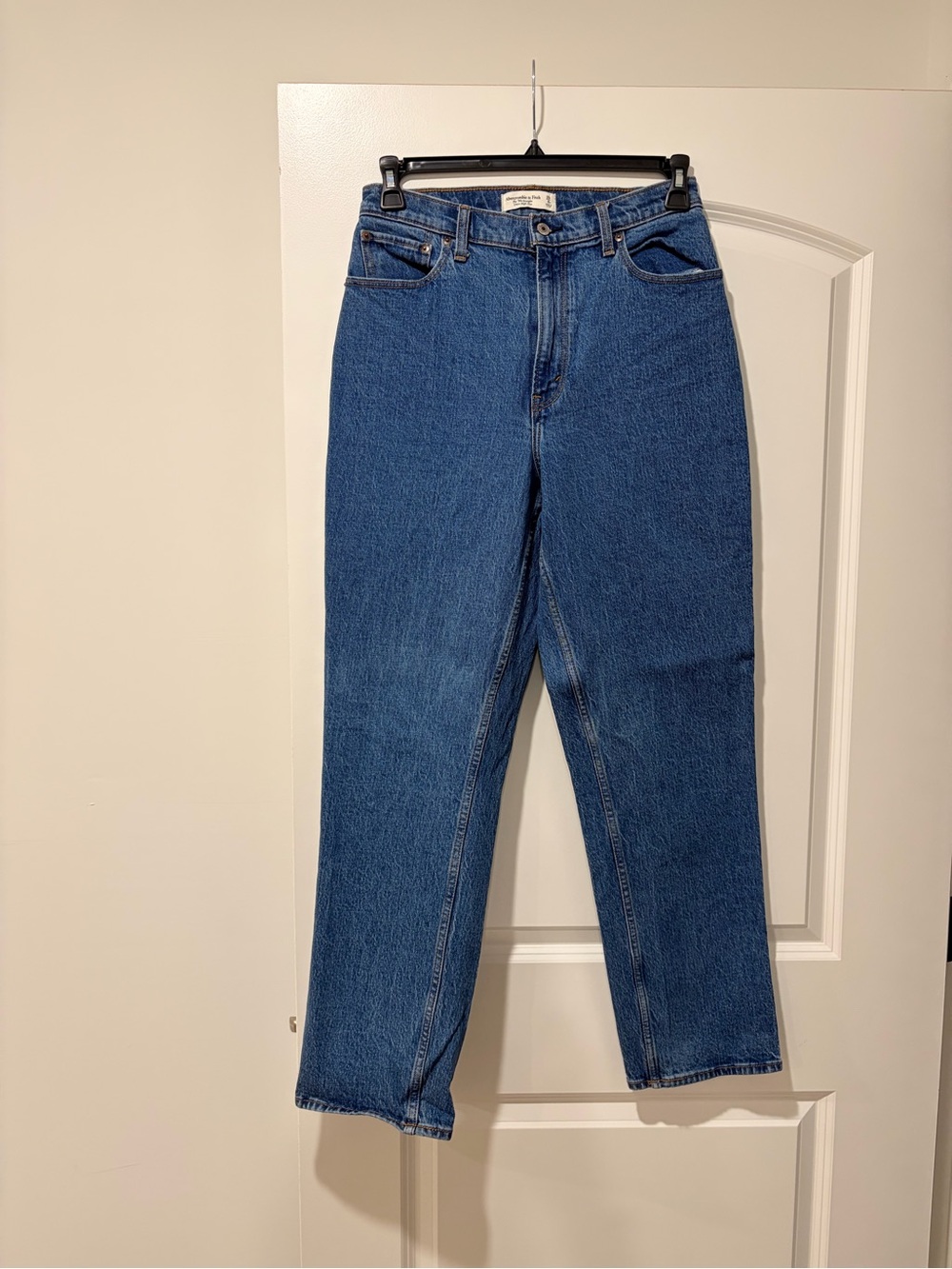 Abercrombie 90’s Straight Ultra High Rise Jean Curve Love